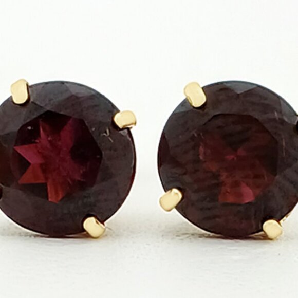 Genuine 2.42 Cts Garnet Stud Earrings 14K Yellow Gold - Picture 3 of 5